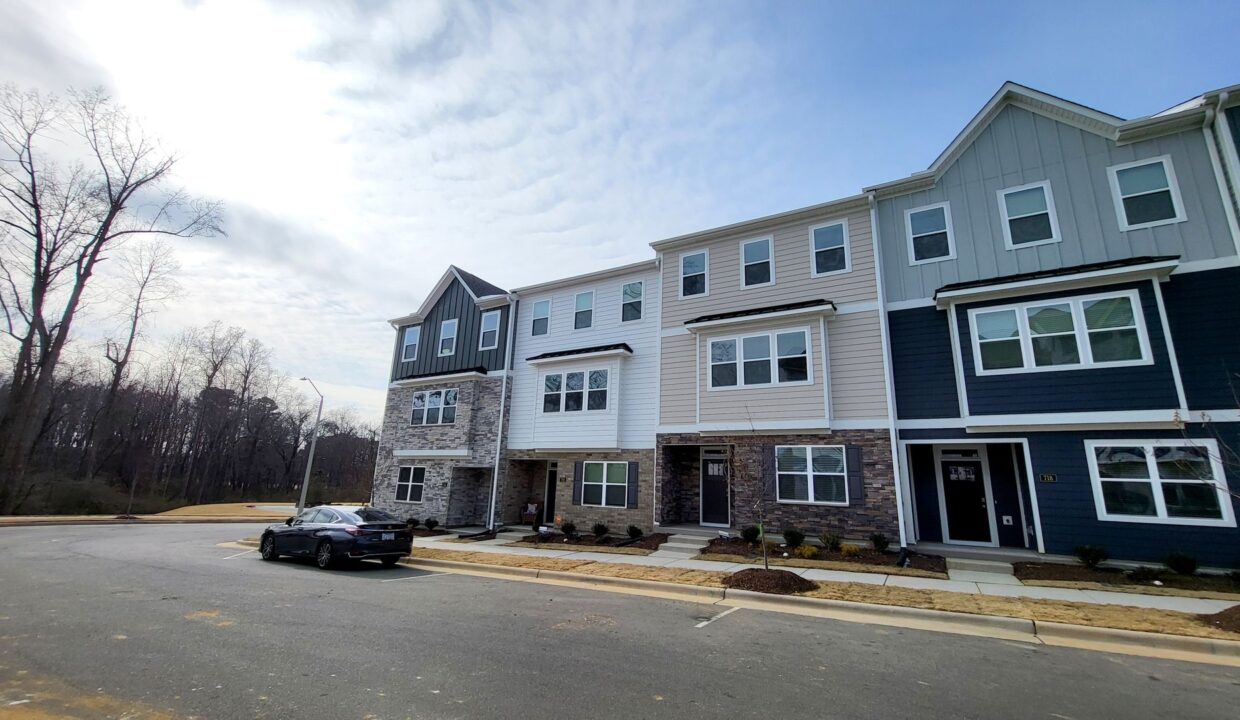 720-Lucky-Clover-Way-Fuquay-Varina-NC-27526-17