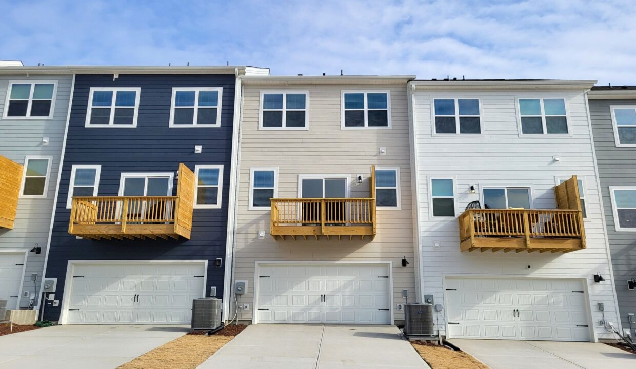 720-Lucky-Clover-Way-Fuquay-Varina-NC-27526-39