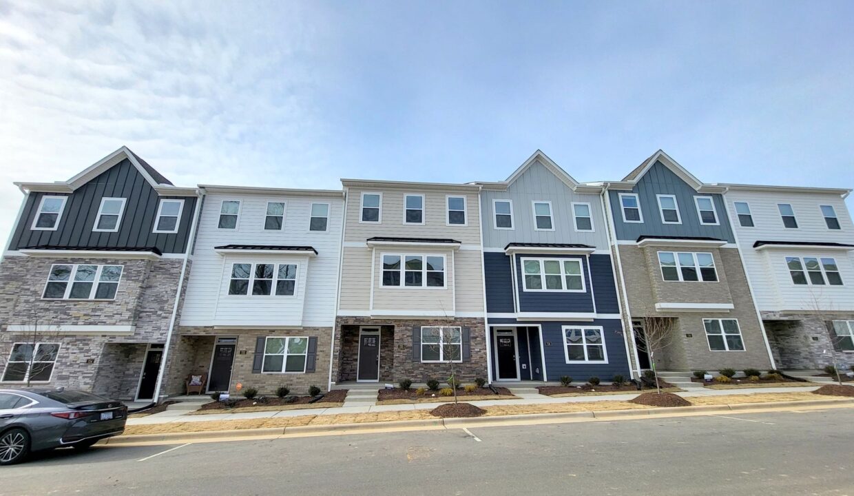 720-Lucky-Clover-Way-Fuquay-Varina-NC-27526-44