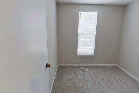 10932-Magenta-Ln-Charlotte-NC-28262-25