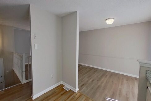 10932-Magenta-Ln-Charlotte-NC-28262-7