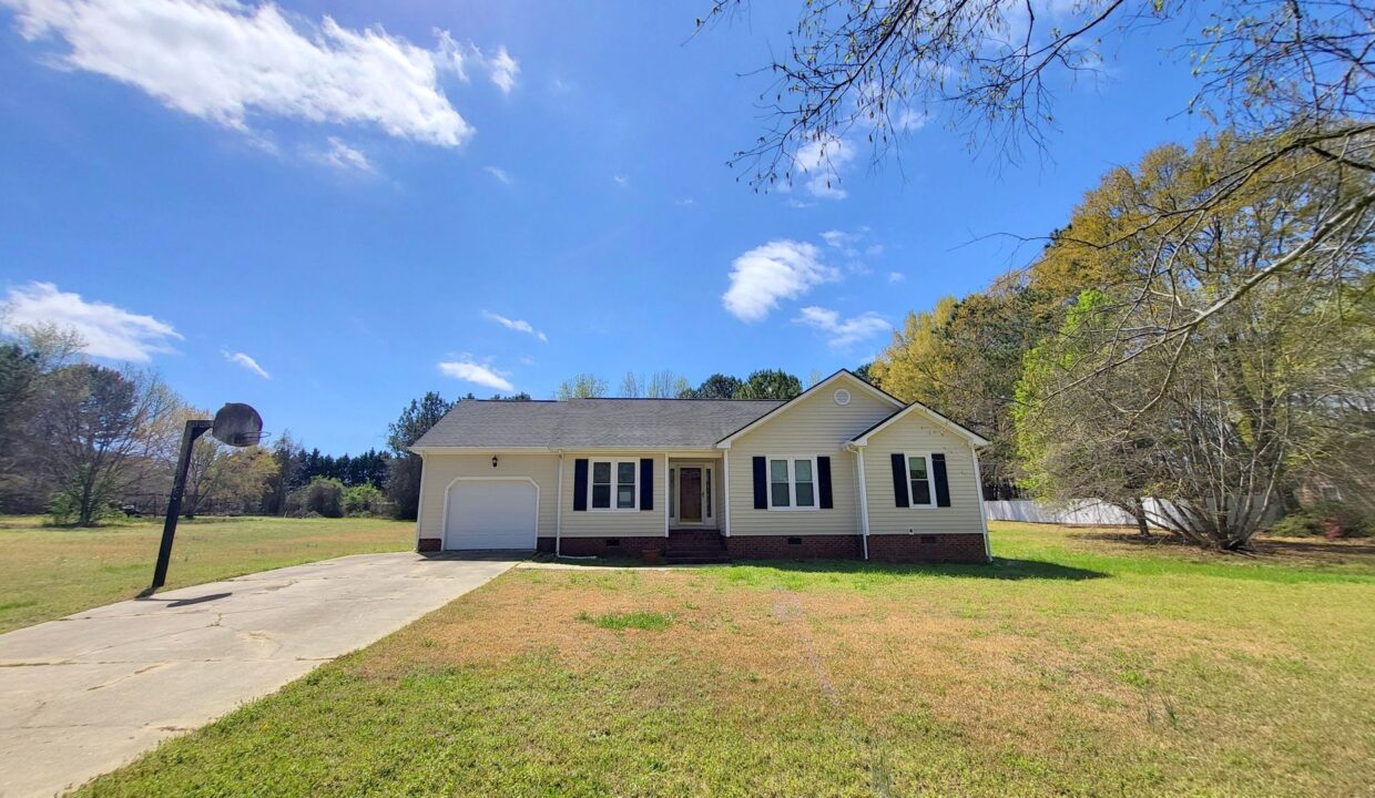 112-Stonehenge-Dr-Clayton-NC-27520-12