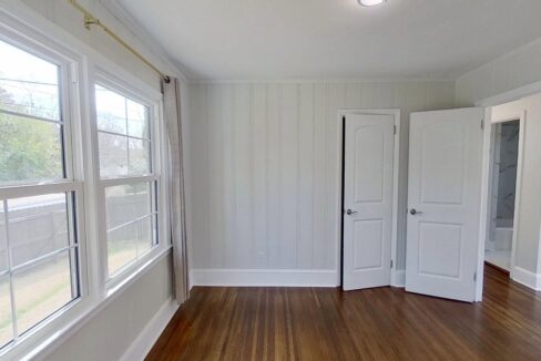 1200-Dresden-Dr-W-Charlotte-NC-28205-16