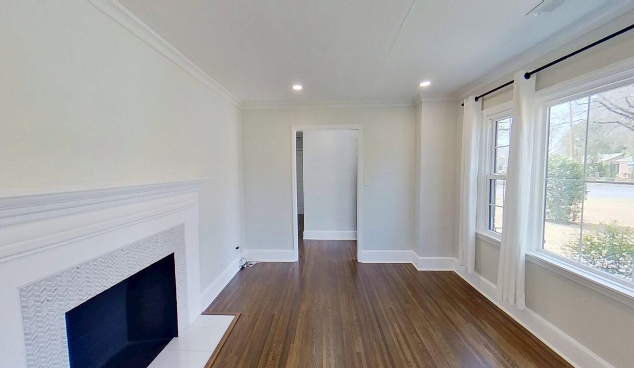 1200-Dresden-Dr-W-Charlotte-NC-28205-18