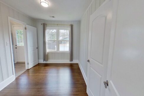 1200-Dresden-Dr-W-Charlotte-NC-28205-20