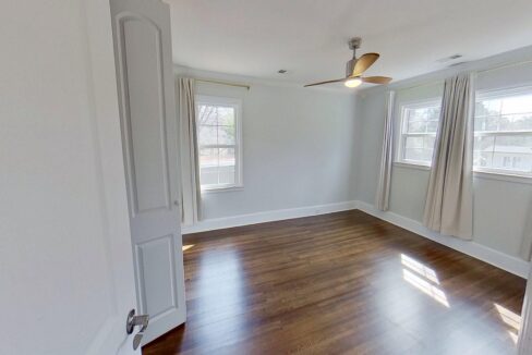 1200-Dresden-Dr-W-Charlotte-NC-28205-32