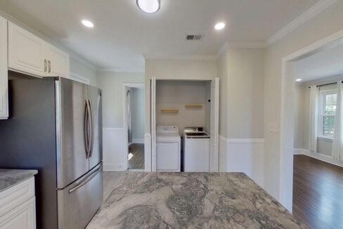 1200-Dresden-Dr-W-Charlotte-NC-28205-4