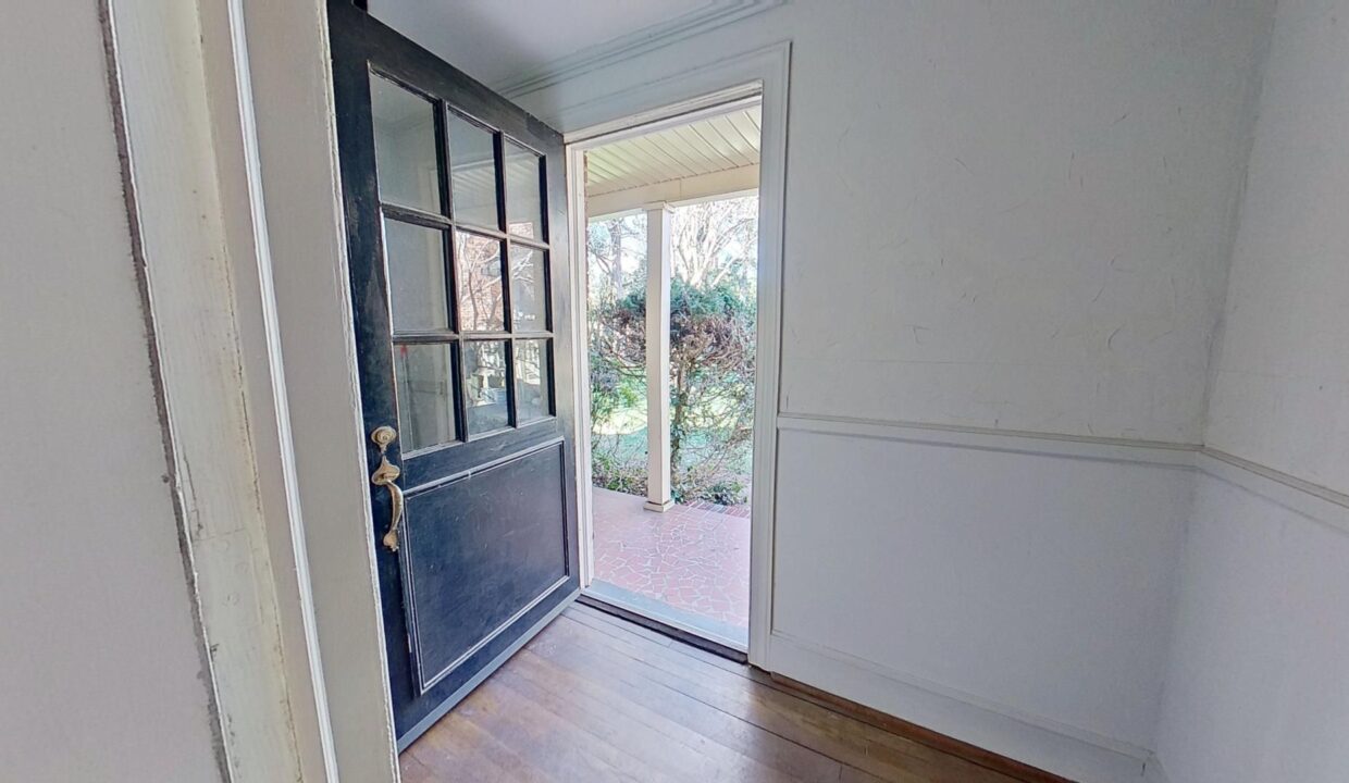 2408-Providence-Rd-5-Charlotte-NC-28211-11