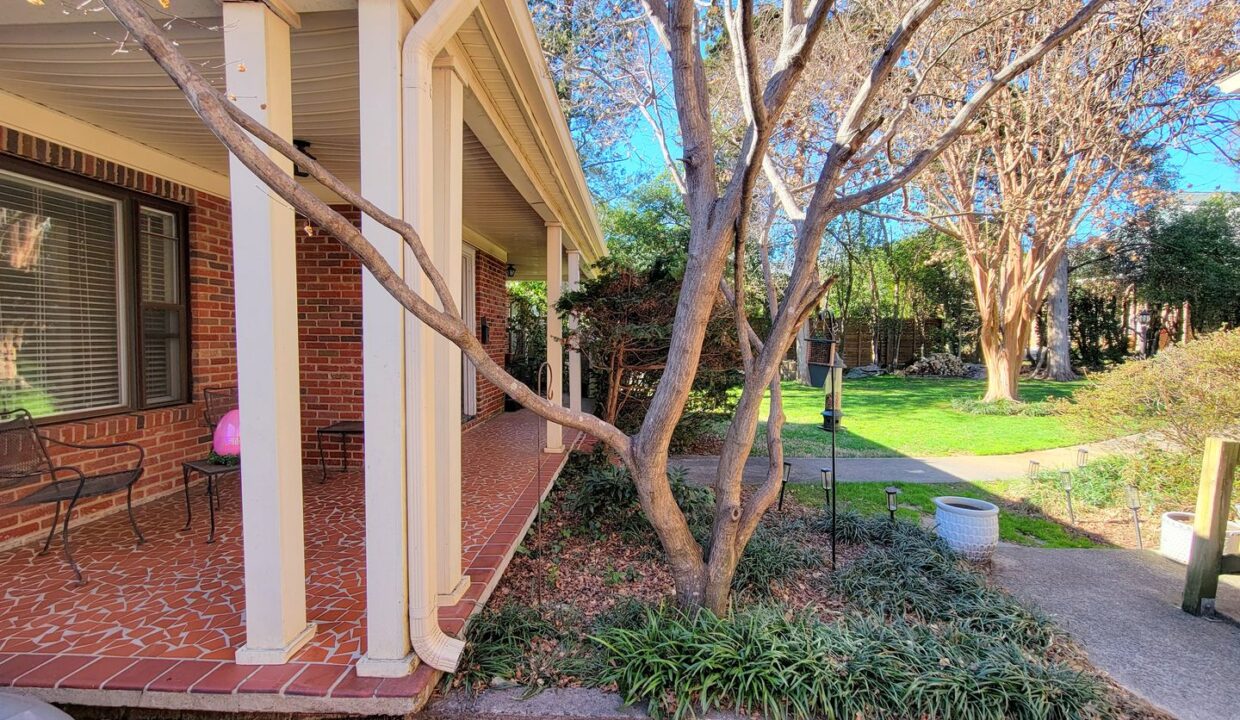 2408-Providence-Rd-5-Charlotte-NC-28211-12