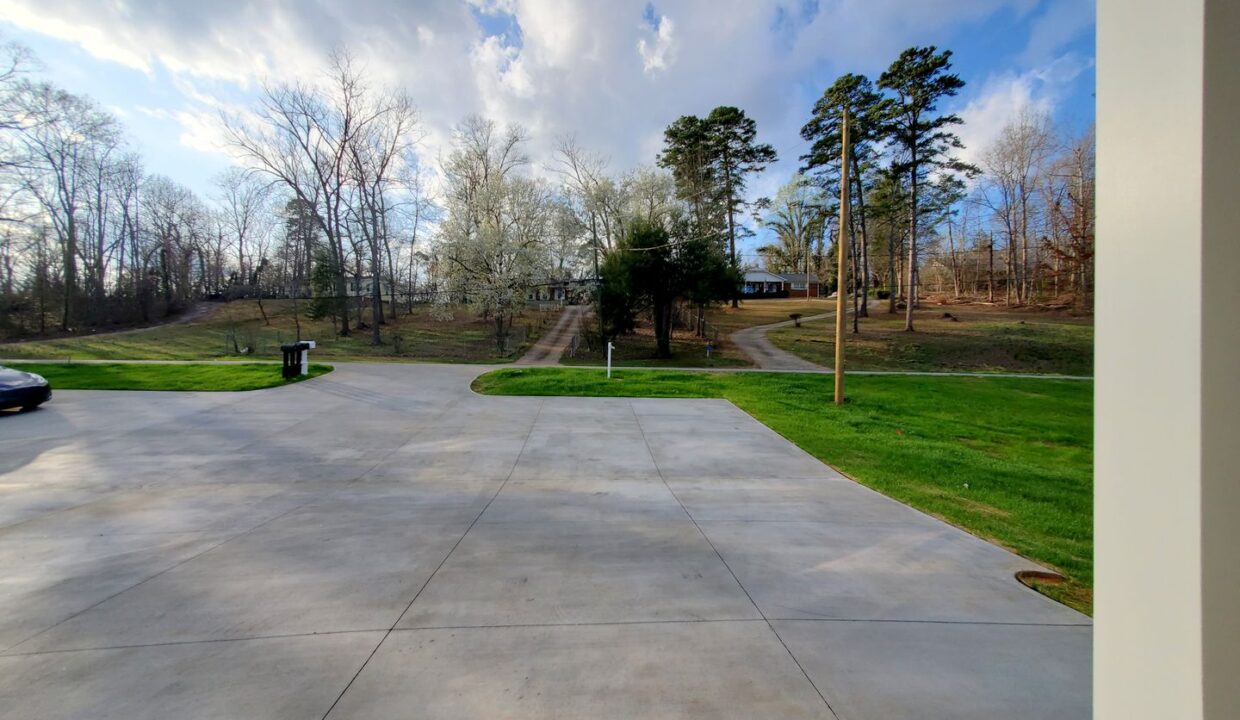 275-Vanderbilt-Rd-Spartanburg-SC-29301-17