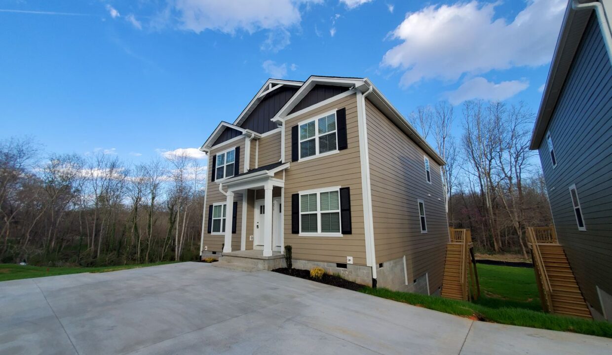 275-Vanderbilt-Rd-Spartanburg-SC-29301-7