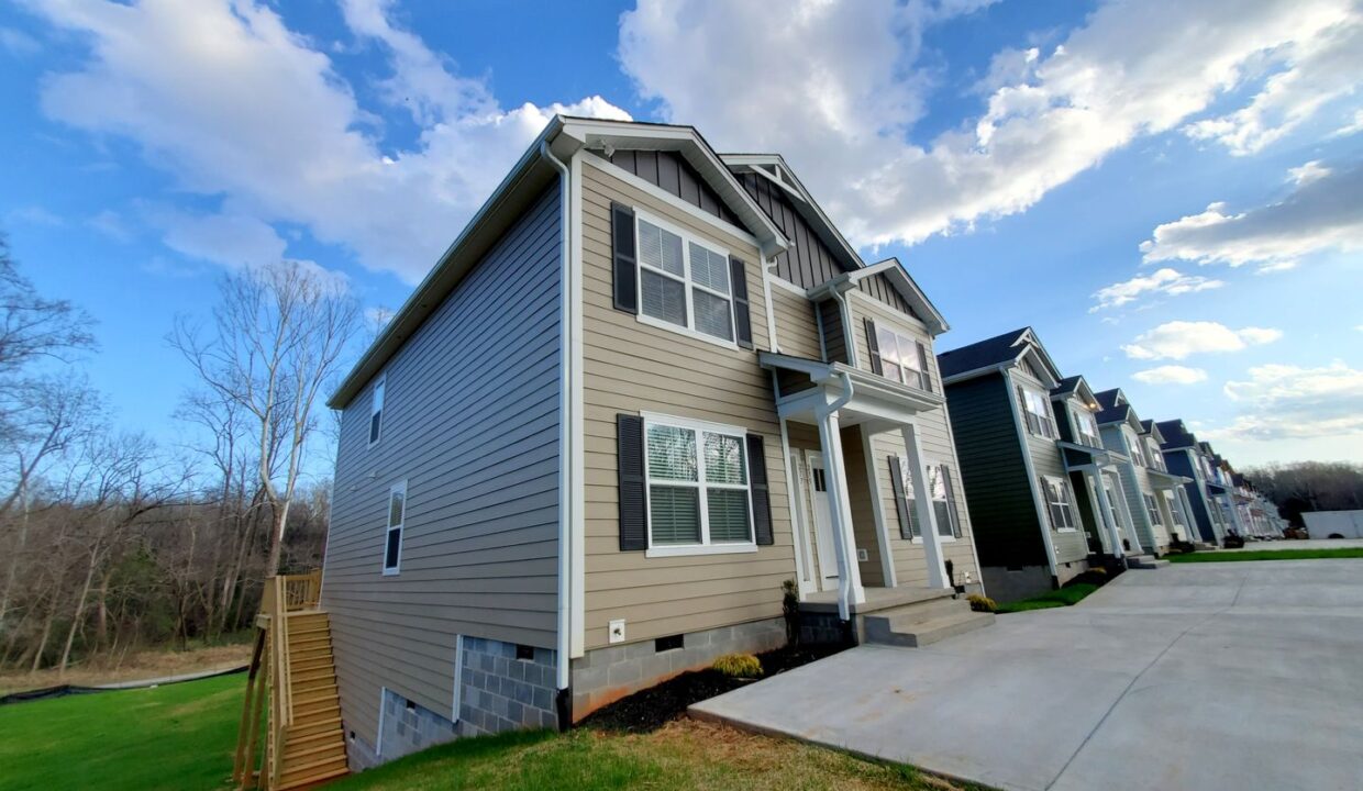 277-Vanderbilt-Rd-Spartanburg-SC-29301-3