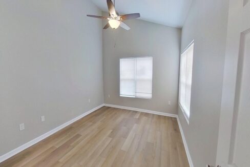 325-Hibiscus-Way-Wilmington-NC-28412-13