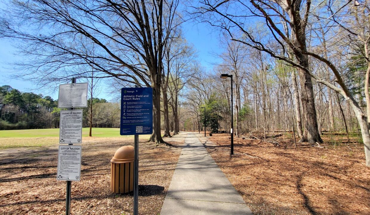 4408-Wingate-Dr-Raleigh-NC-27609-12