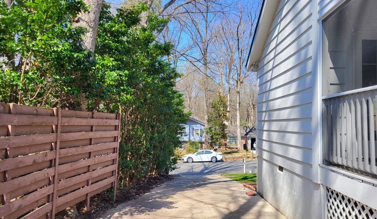 4408-Wingate-Dr-Raleigh-NC-27609-22