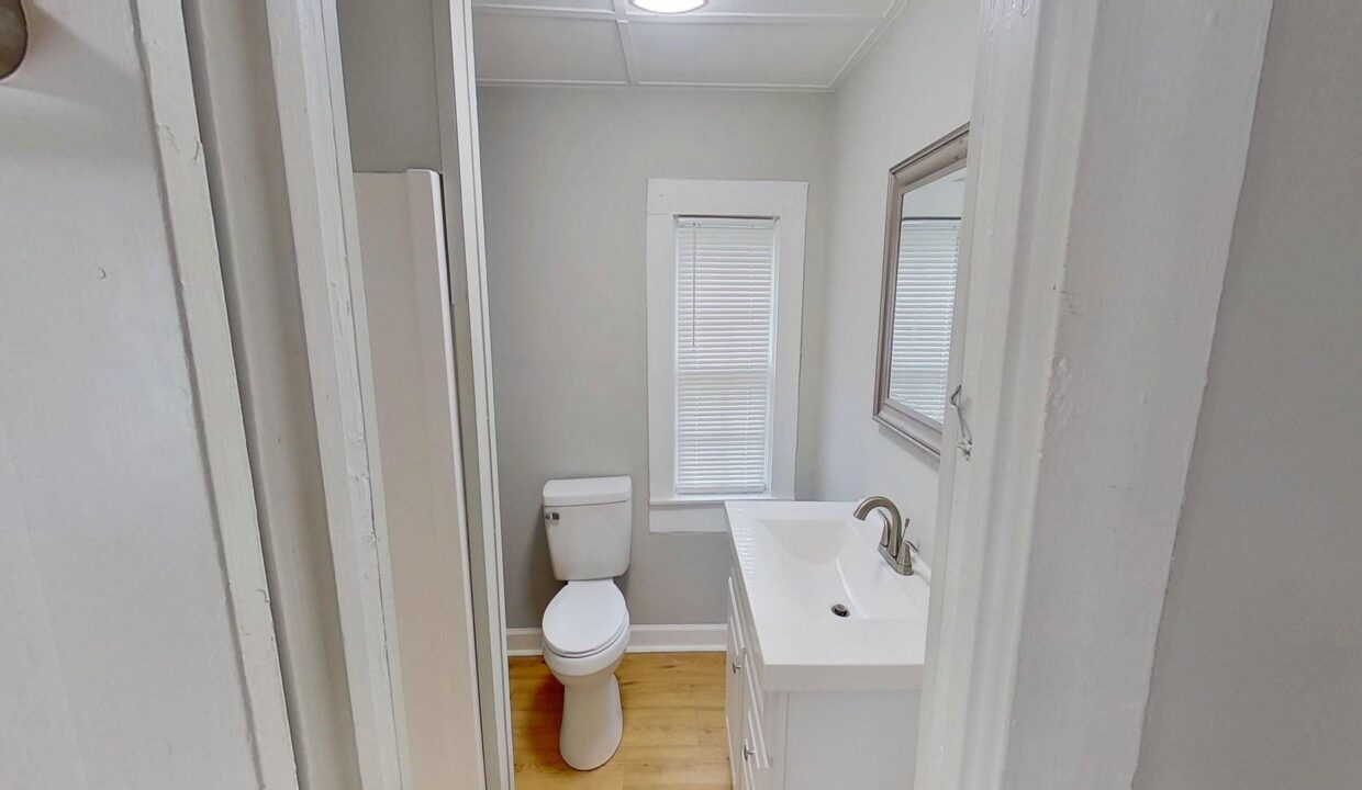 512.5-S-Boylan-Ave-Raleigh-NC-27603-10