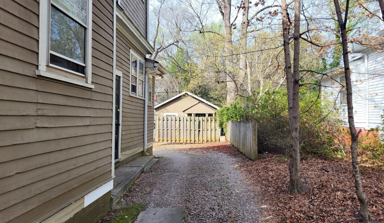 512.5-S-Boylan-Ave-Raleigh-NC-27603-15