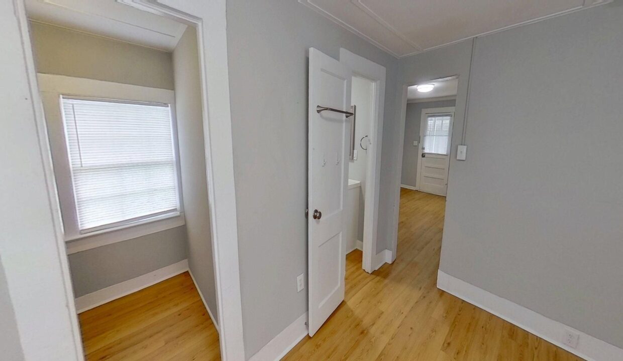 512.5-S-Boylan-Ave-Raleigh-NC-27603-18