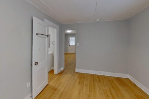 512.5-S-Boylan-Ave-Raleigh-NC-27603-23