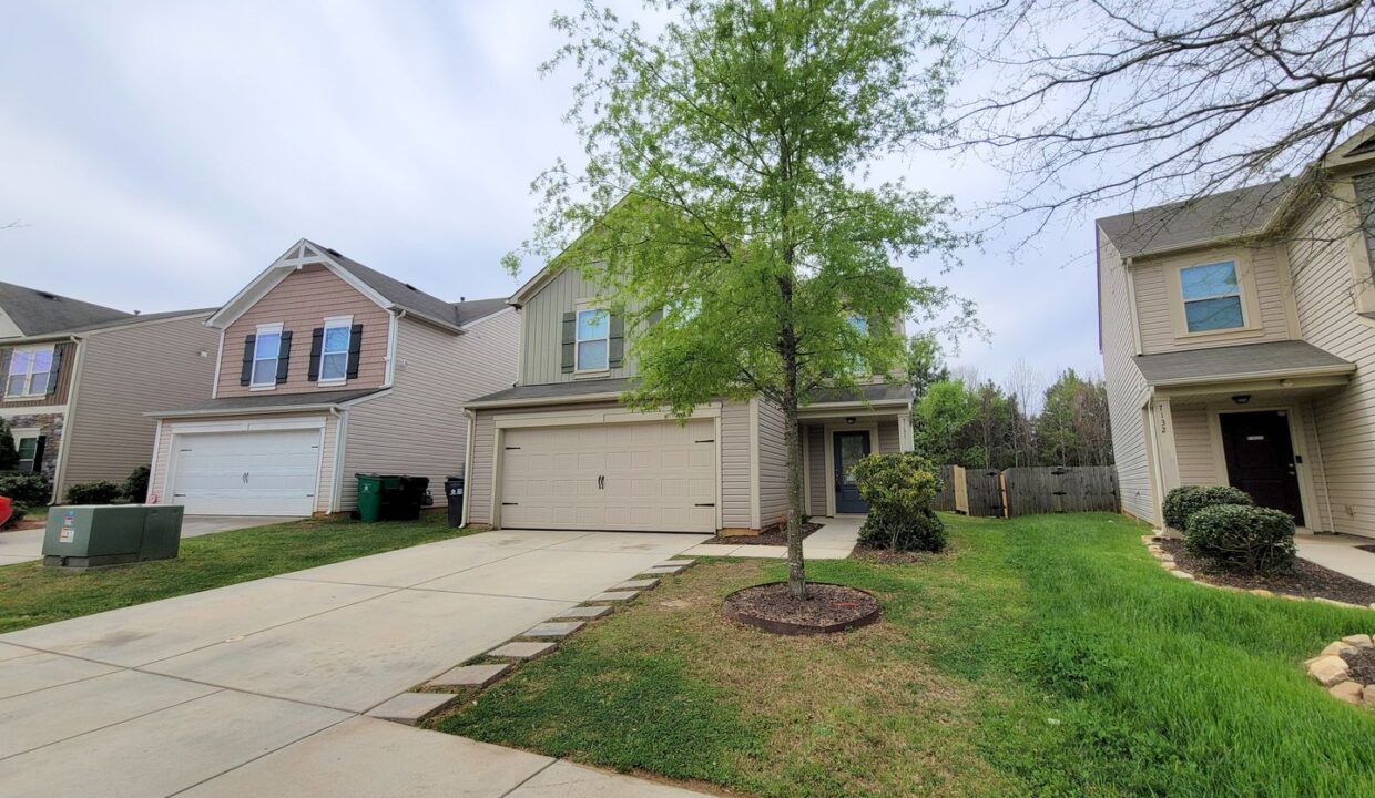 7136-Pitzer-Dr-Charlotte-NC-28269-6