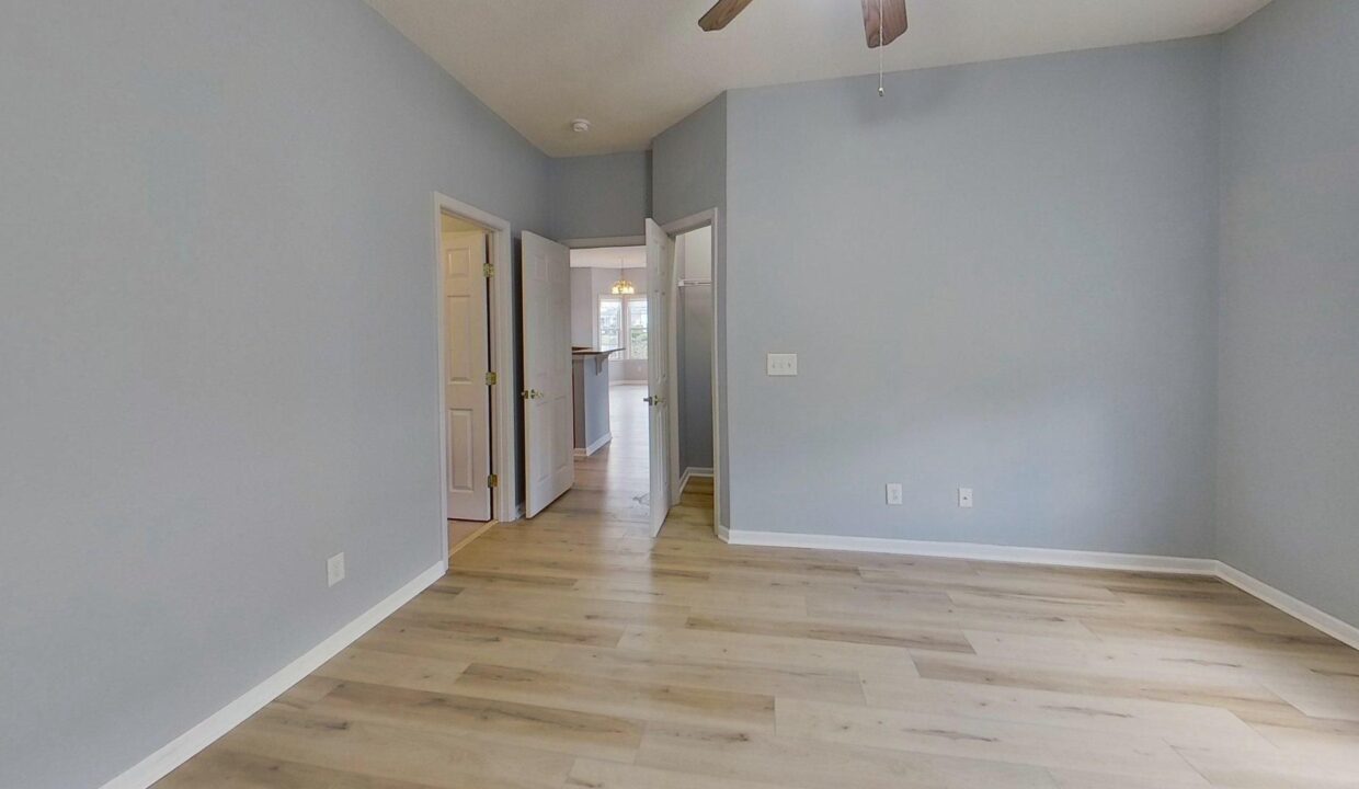 8640-Orchard-Loop-Rd-Leland-NC-28451-18