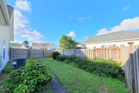 8640-Orchard-Loop-Rd-Leland-NC-28451-8