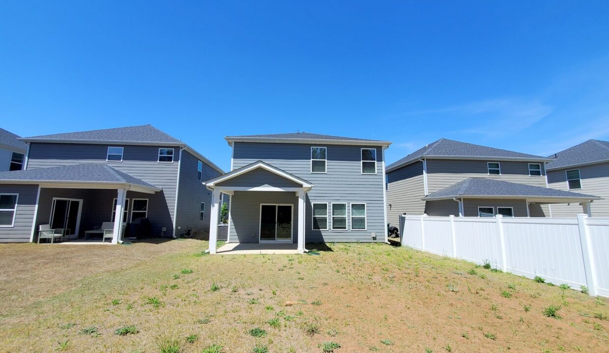 101-Boren-Way-Greenville-NC-29607-11