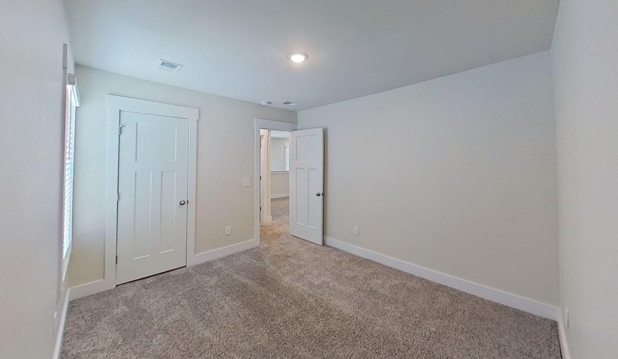 101-Boren-Way-Greenville-NC-29607-12