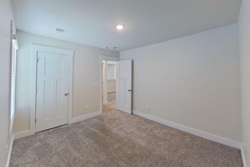 101-Boren-Way-Greenville-NC-29607-12