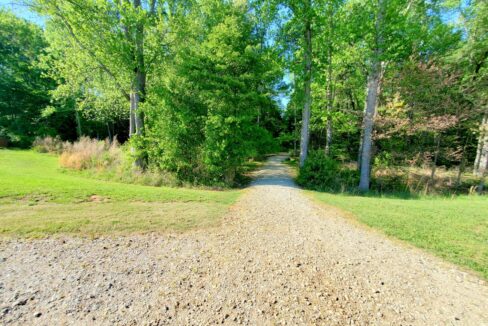 101-Boren-Way-Greenville-NC-29607-15