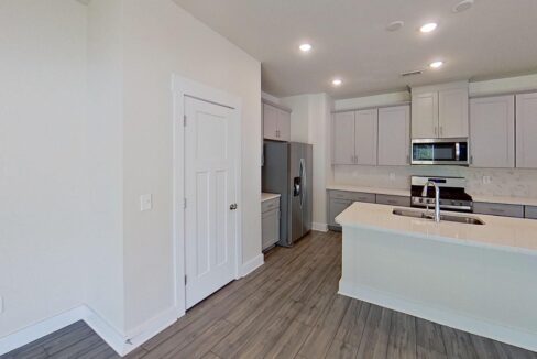 101-Boren-Way-Greenville-NC-29607-16