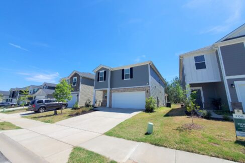 101-Boren-Way-Greenville-NC-29607-25