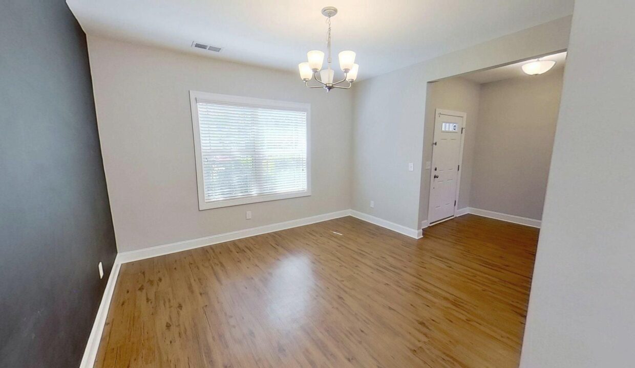 1021-Silver-Farm-Rd-Raleigh-NC-27603-10