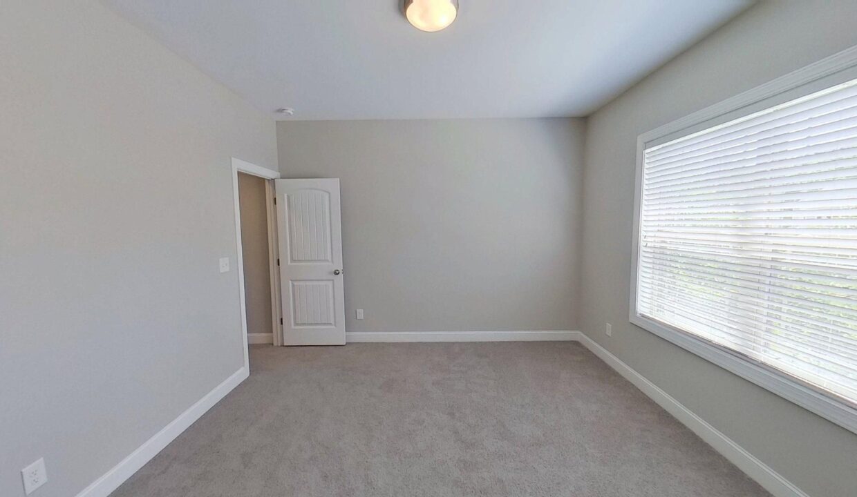 1021-Silver-Farm-Rd-Raleigh-NC-27603-19