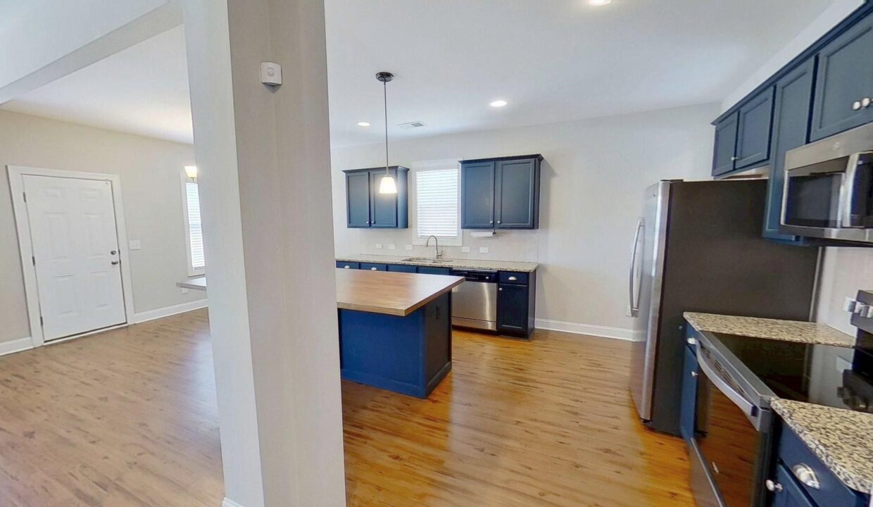 1021-Silver-Farm-Rd-Raleigh-NC-27603-22