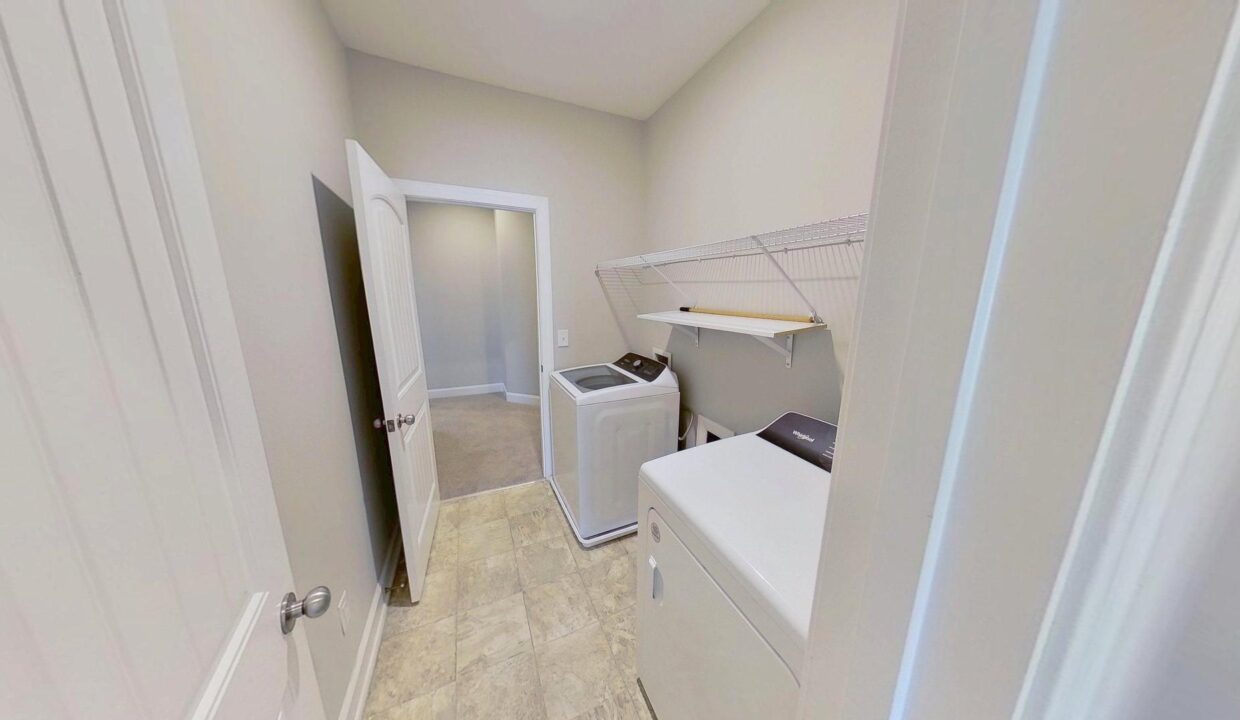 1021-Silver-Farm-Rd-Raleigh-NC-27603-28