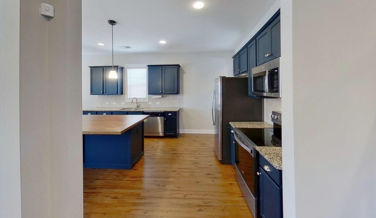 1021-Silver-Farm-Rd-Raleigh-NC-27603-35