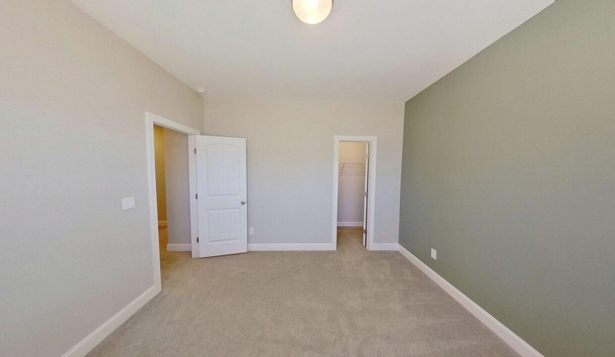 1021-Silver-Farm-Rd-Raleigh-NC-27603-44
