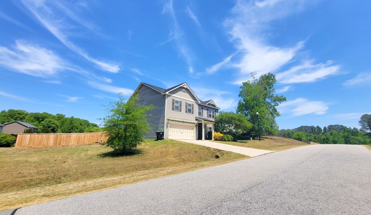 1021-Silver-Farm-Rd-Raleigh-NC-27603-5