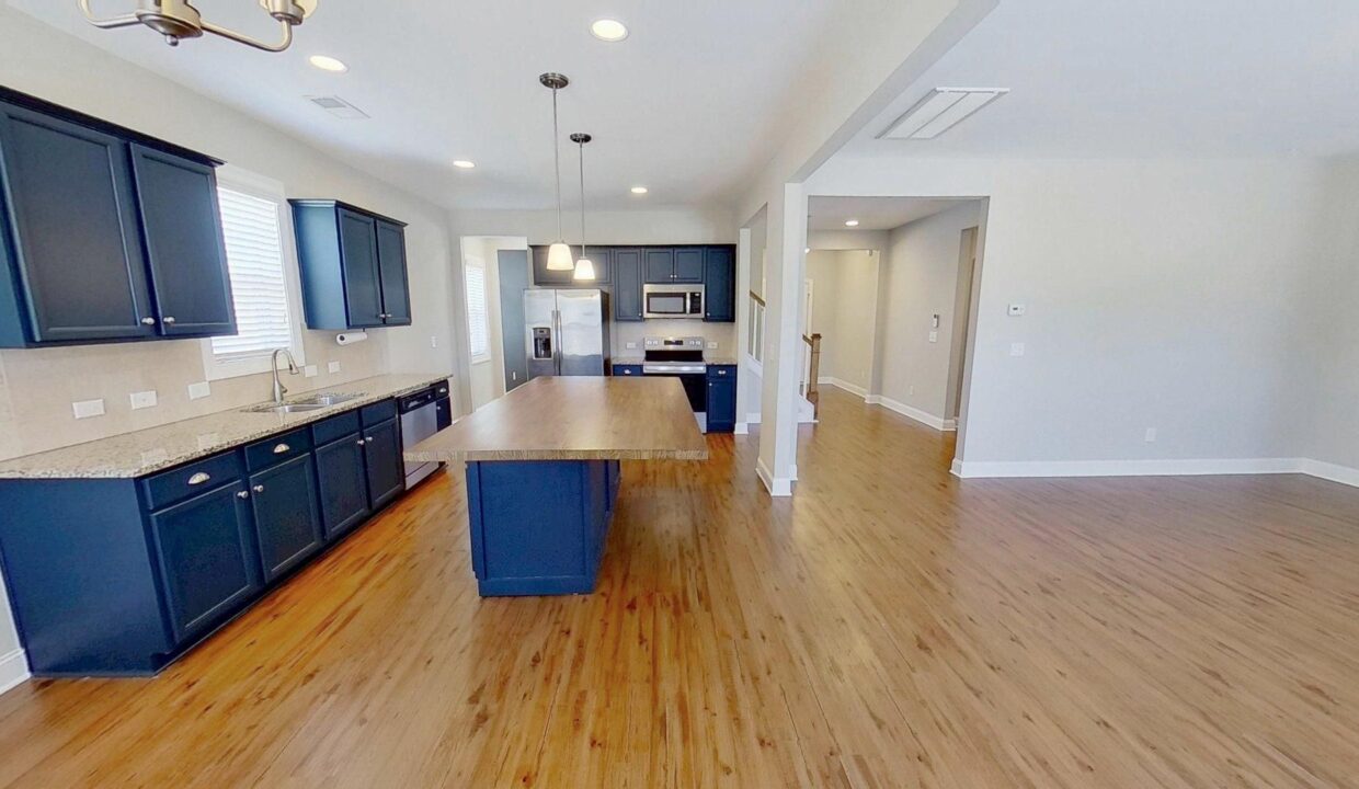 1021-Silver-Farm-Rd-Raleigh-NC-27603-8