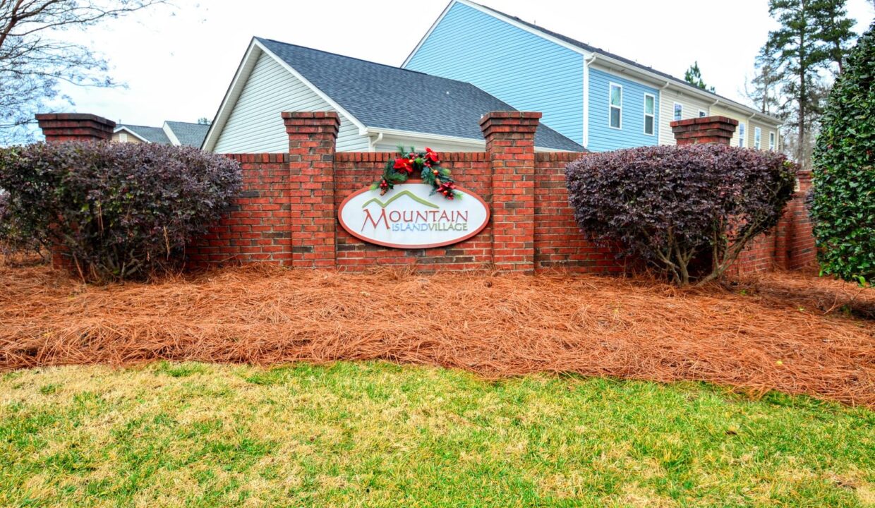 113-S-Canyon-Ridge-Dr-Mount-Holly-NC-28120-12