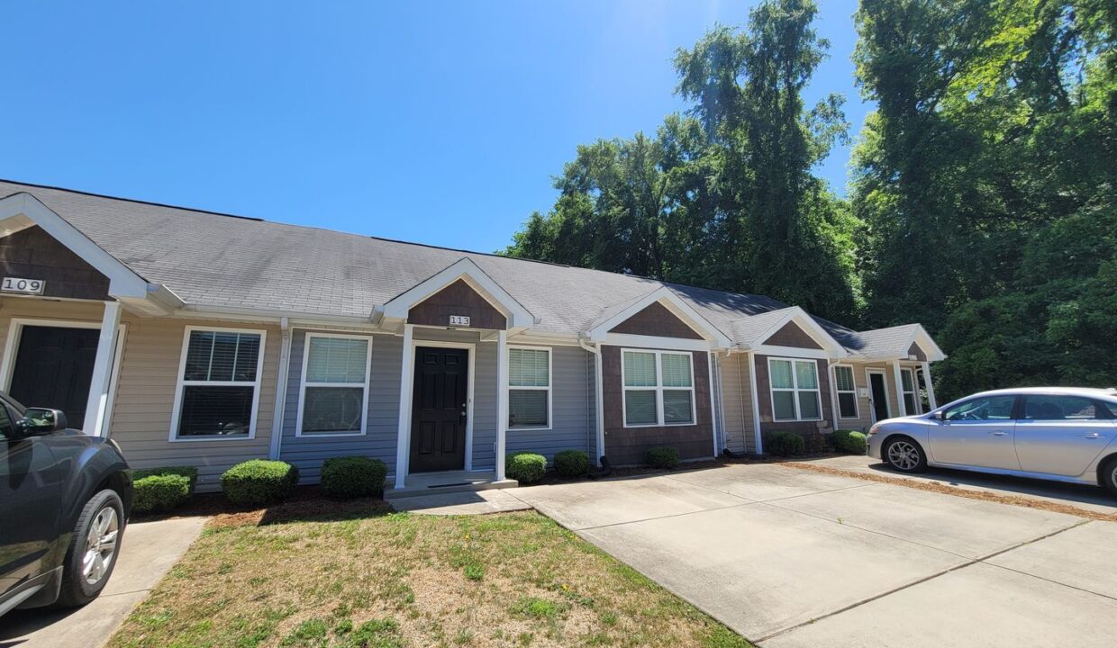 113-S-Canyon-Ridge-Dr-Mount-Holly-NC-28120-24