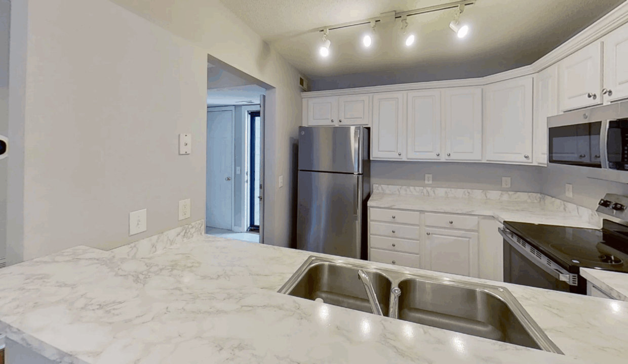 1221-Westview-Ln-205-Raleigh-NC-27605-11