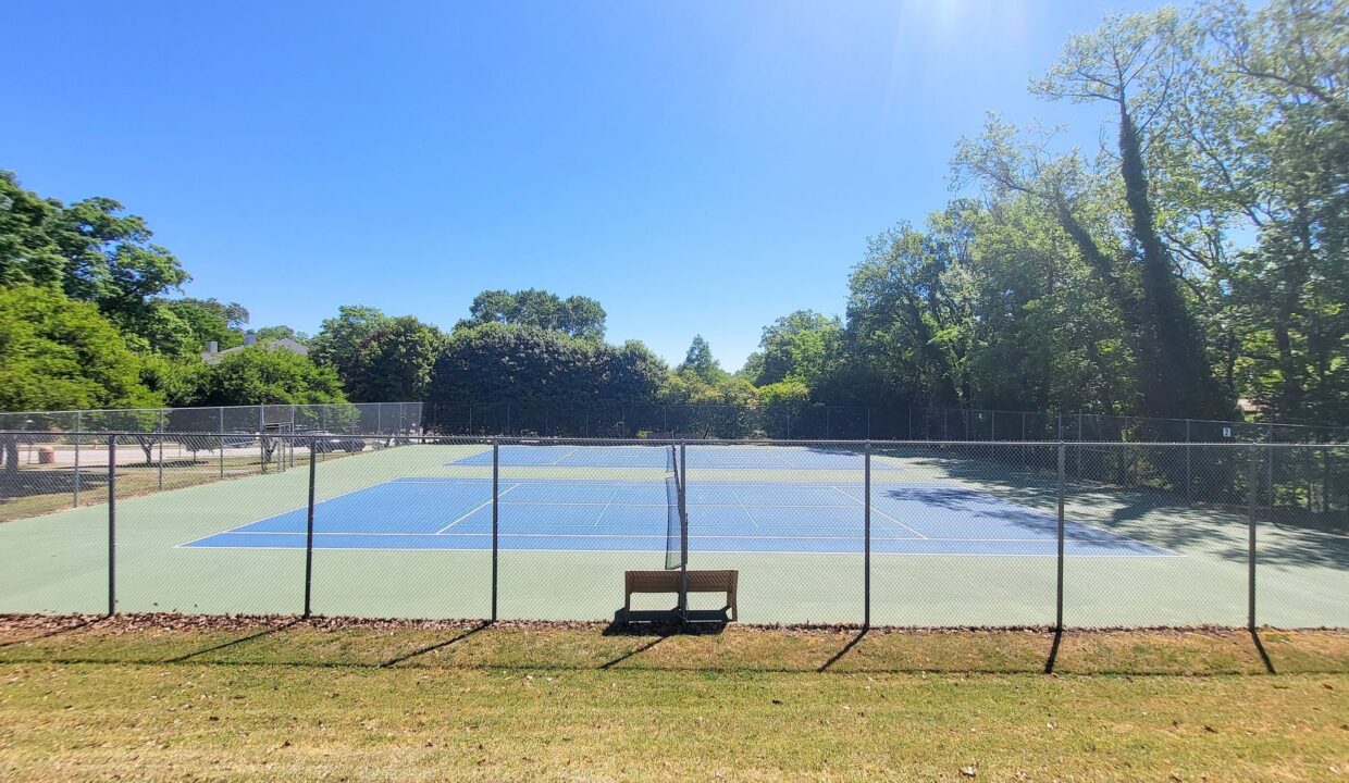 1221-Westview-Ln-205-Raleigh-NC-27605-18