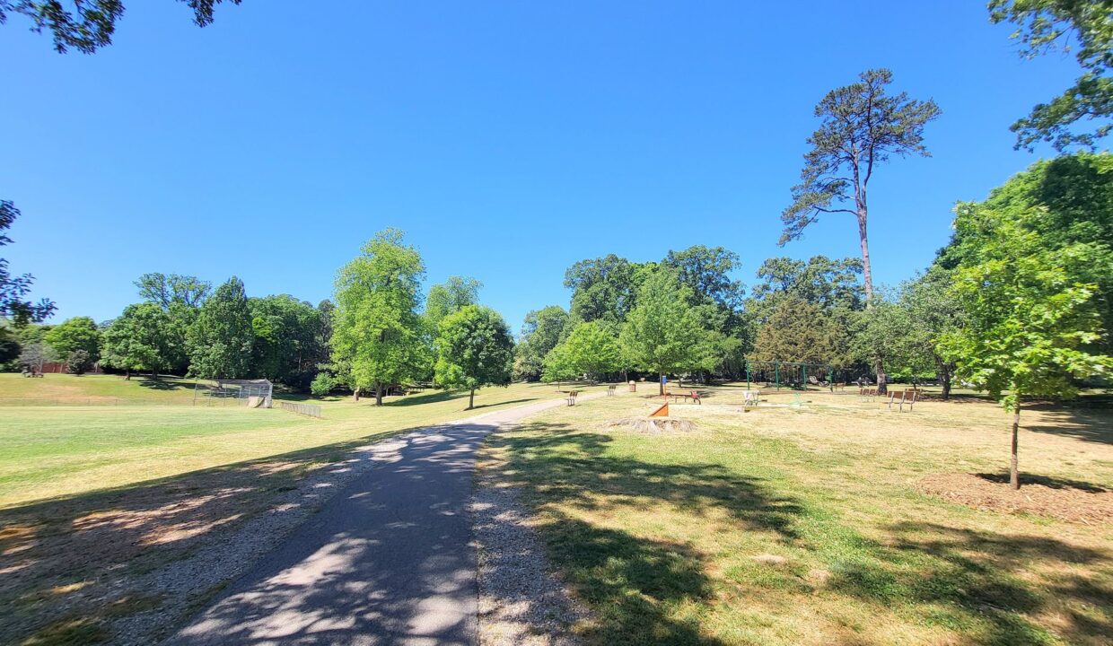 1221-Westview-Ln-205-Raleigh-NC-27605-19