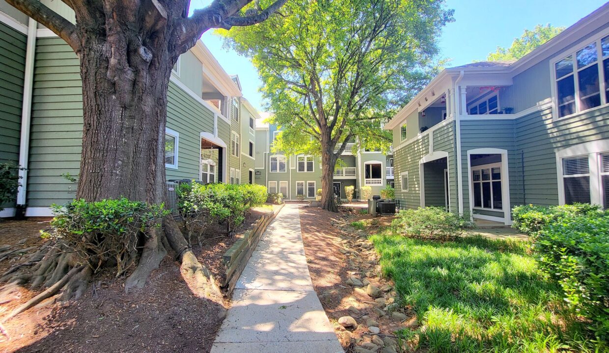 1221-Westview-Ln-205-Raleigh-NC-27605-21