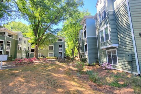 1221-Westview-Ln-205-Raleigh-NC-27605-24