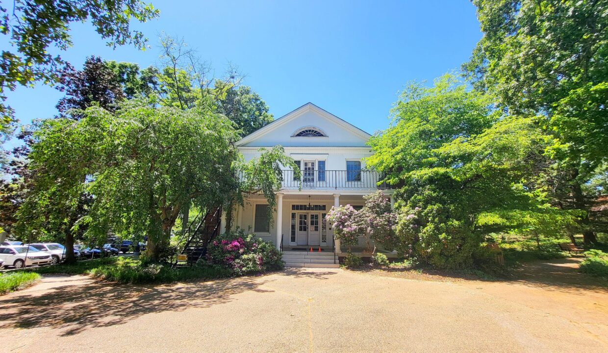 1221-Westview-Ln-205-Raleigh-NC-27605-34