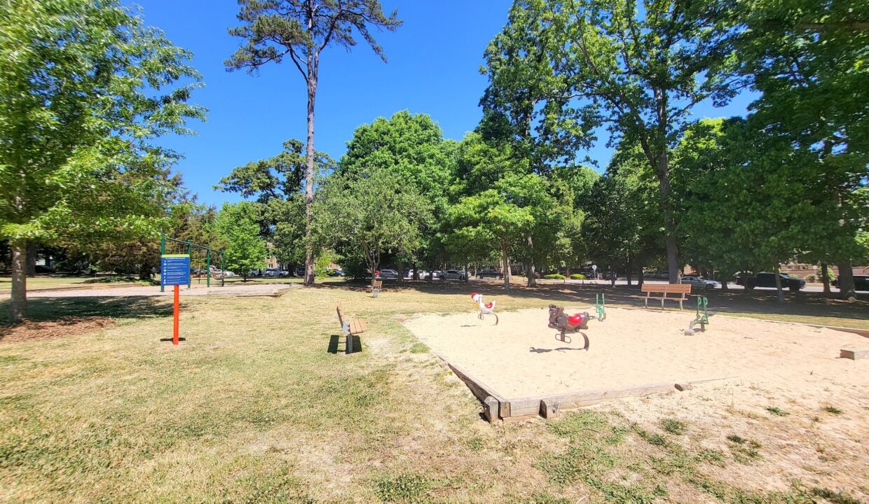 1221-Westview-Ln-205-Raleigh-NC-27605-39