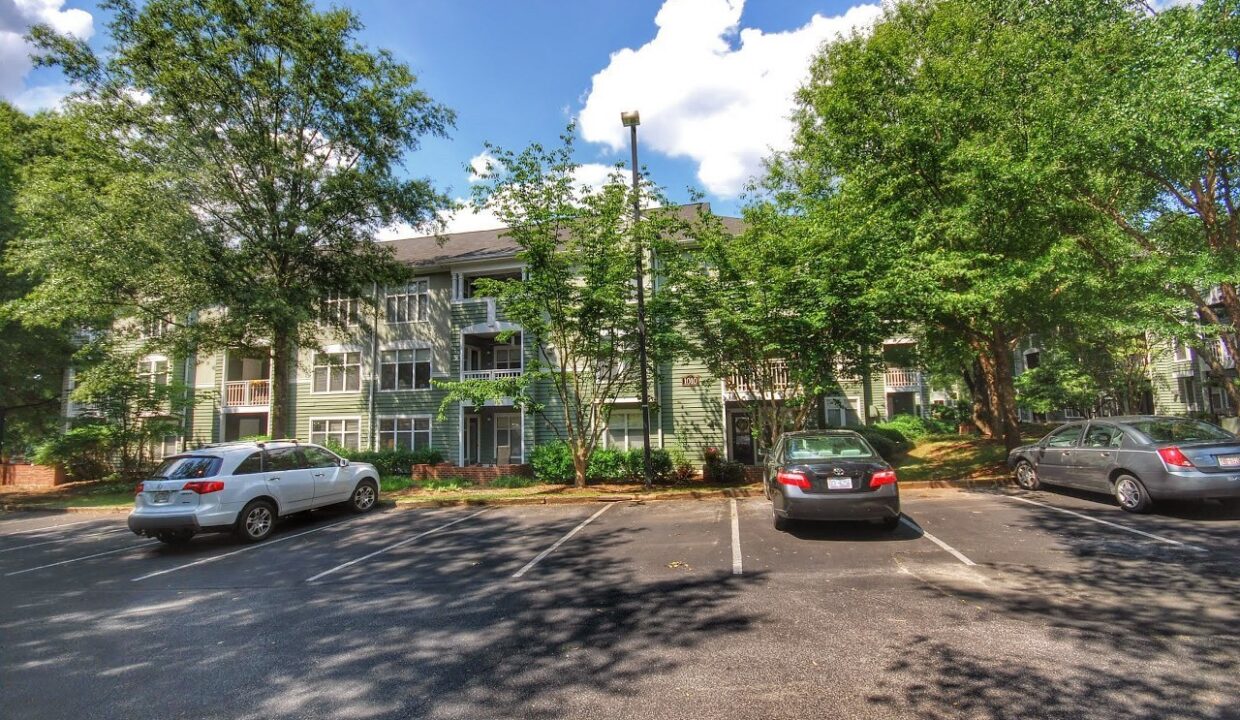 1221-Westview-Ln-205-Raleigh-NC-27605-4